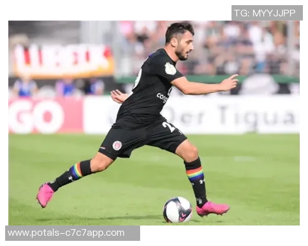 奥厄与圣保利激战成败揭晓比赛结果分析与精彩瞬间回顾 奥厄与圣保利激战成败揭晓比赛结果分析与精彩瞬间回顾